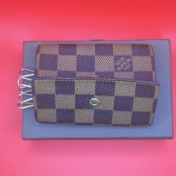 Louis Vuitton M62630 6 Key Holder - Armagnac - Picture 2 of 3